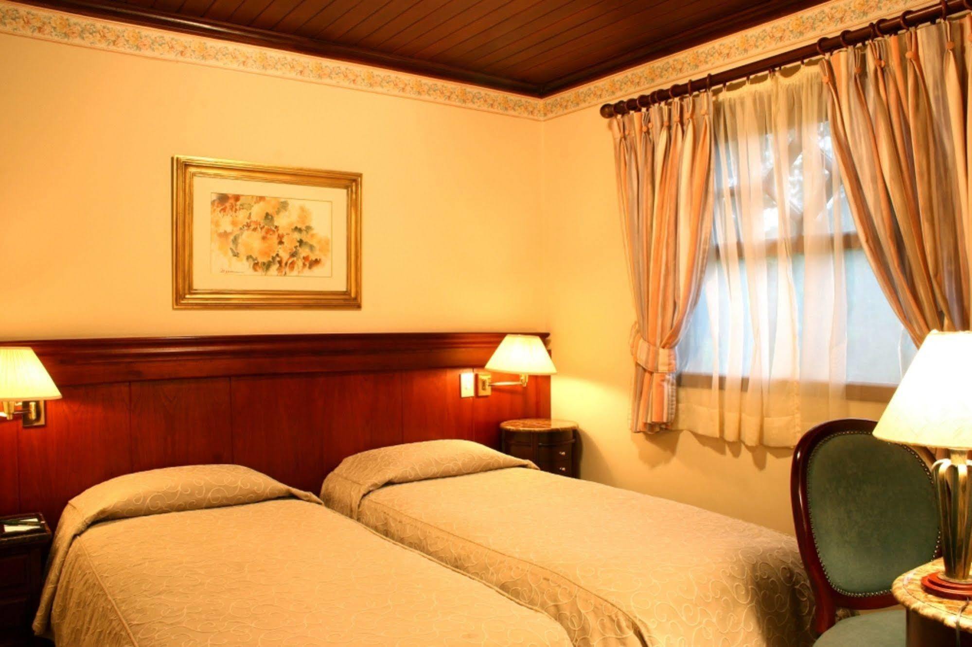 Hotel Frontenac Campos do Jordão Eksteriør billede
